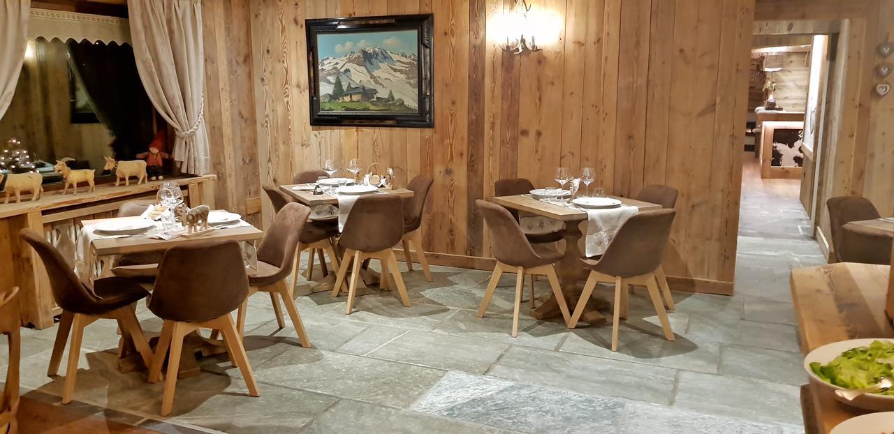 Hotel La Rouja Champoluc Buitenkant foto