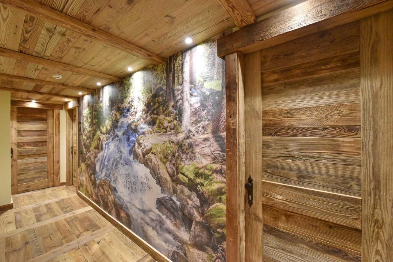 Hotel La Rouja Champoluc Buitenkant foto